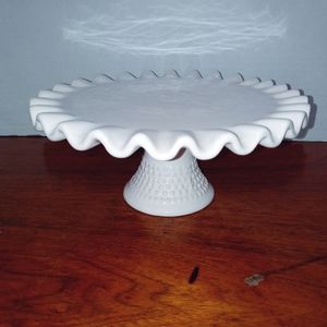 Vintage 8"Ceramic Cake Plate From The 70s Very Nice Condition No Cracks